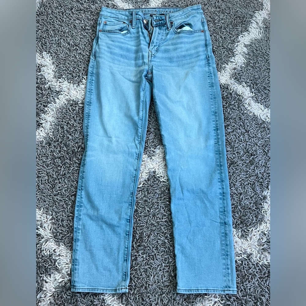 American Eagles 30x32 Athletic Straight Jeans